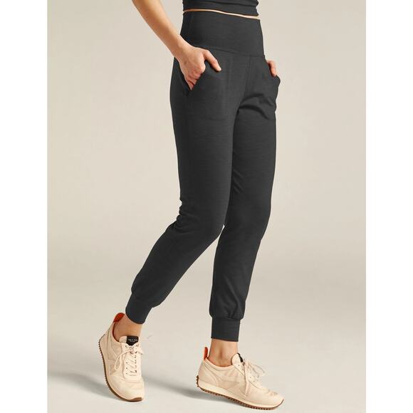 Beyond Yoga Heather Ribbed Jogger Pants Pockets Charcoal Gray Small Lounge Cozy - Picture 1 of 4